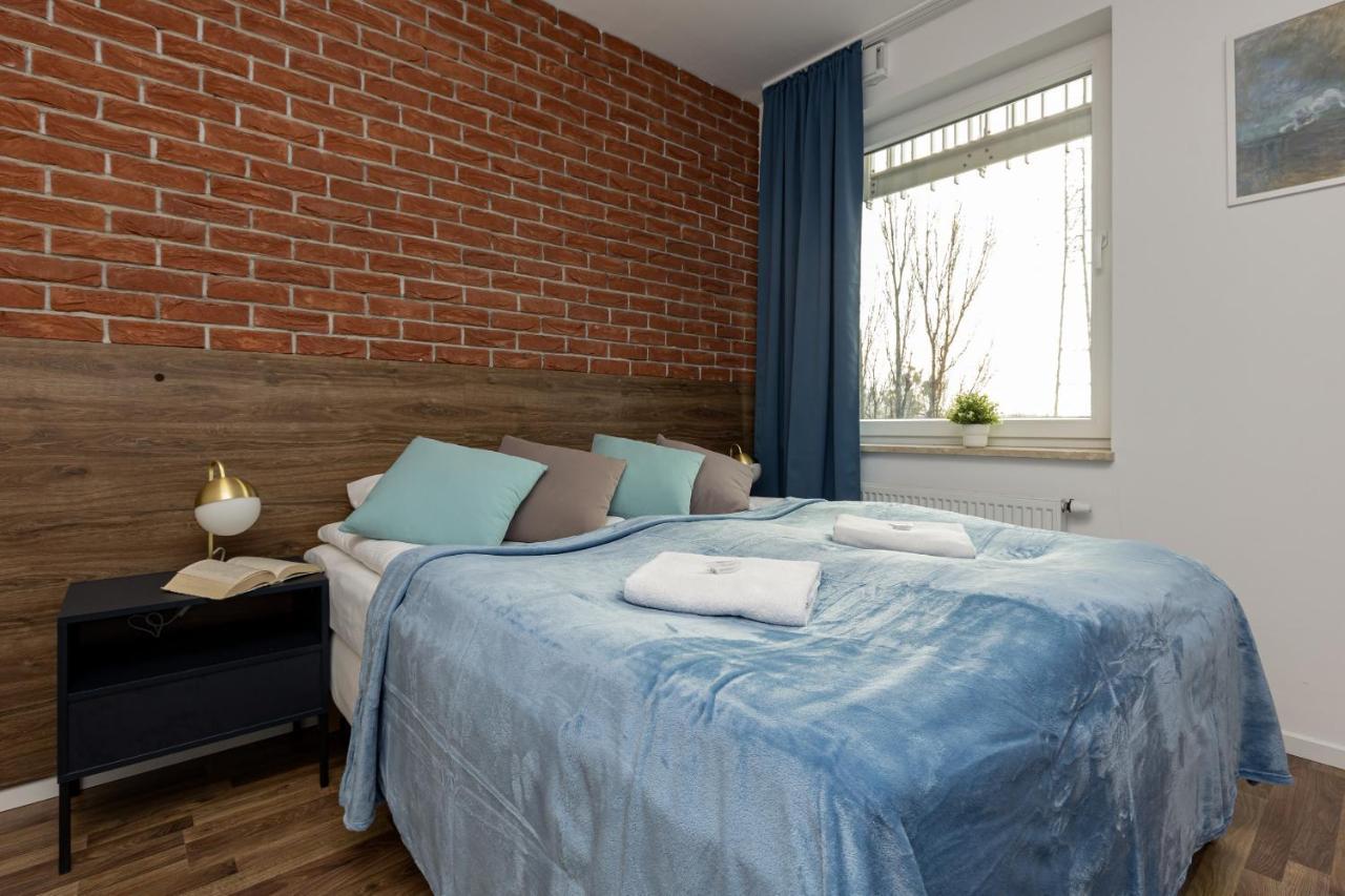 Stacja Wola Apartments With Parking By Noclegi Renters 바르샤바 외부 사진