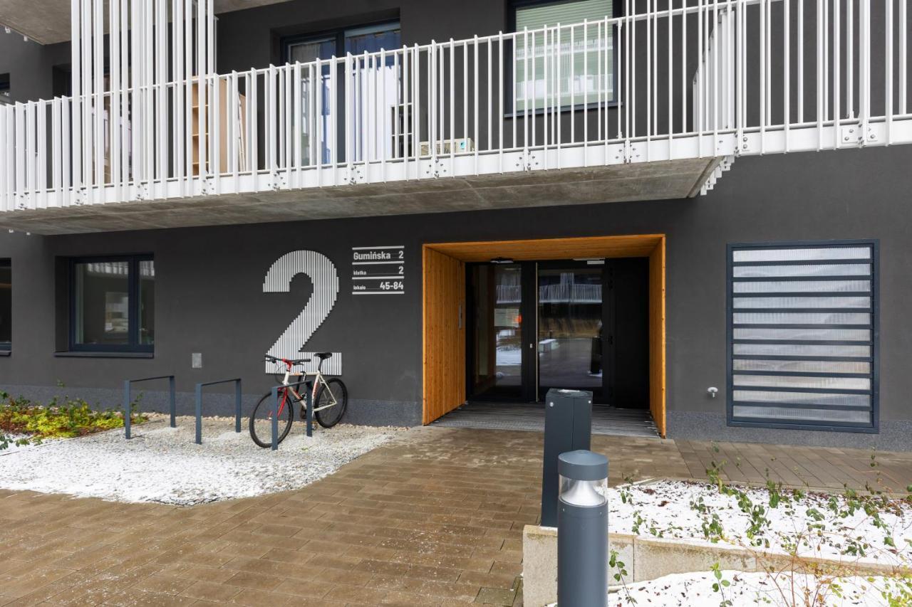 Stacja Wola Apartments With Parking By Noclegi Renters 바르샤바 외부 사진